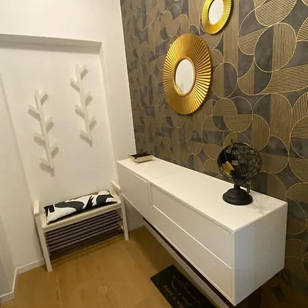 Domus Mundi Apartament Bari